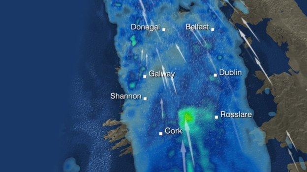 The Met Office has predicted heavy rain and strong winds over the island of Ireland within the next 24 hours