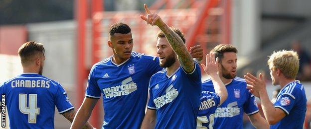 Daryl Murphy celebrates