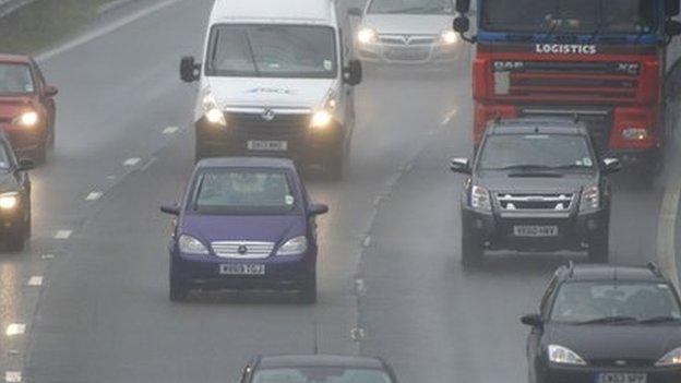 M4 traffic on Monday