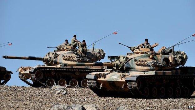 Turkish forces on a hill close to Kobane, 6 Oct