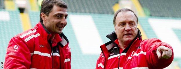 Arveladze worked under Dick Advocaat (right) during a stint as a coach at Dutch club AZ Alkmaar