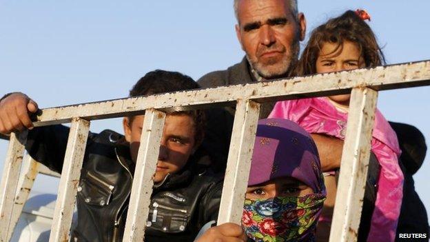 Refugees from Kobane, 6 Oct