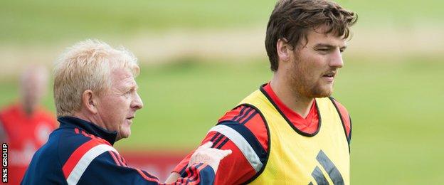 Scotland coach Gordon Strachan with Derby striker Chris Martin