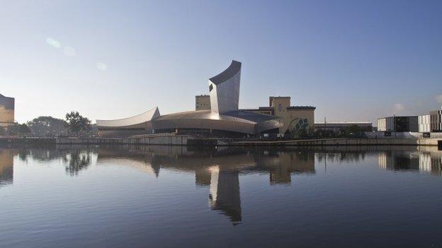 Imperial War Museum North, Trafford