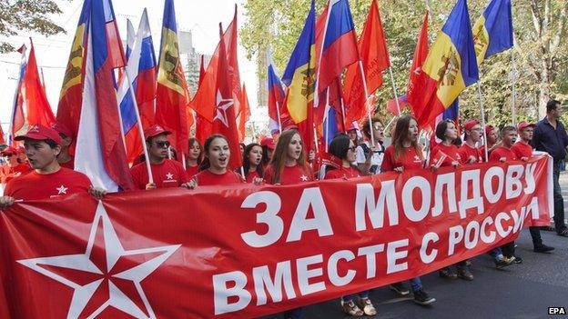 Pro-Russian march by Socialists in Moldova, 14 Sep 14