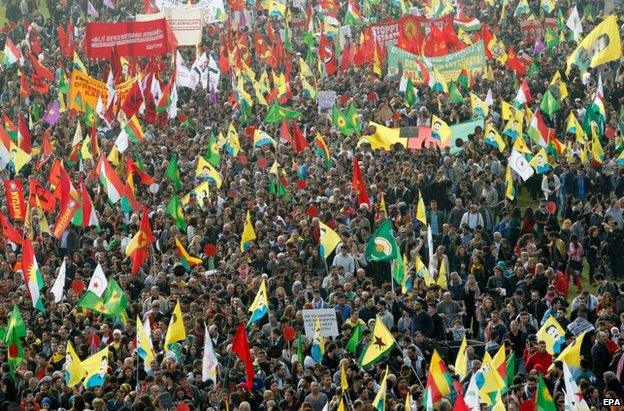 Kurds demonstrate in Duesseldorf, Germany, 11 October