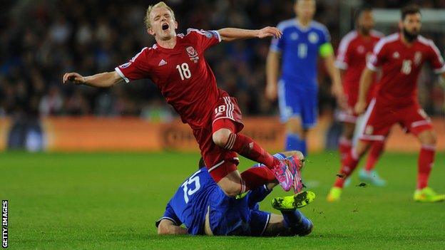 Jonathan Williams in action for Wales against Bosnia-Hercegovina