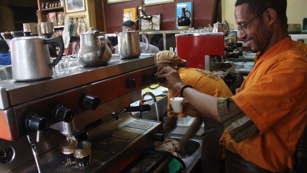 Murad Hiyare, one of Tomoca's experienced baristas, plying his trade