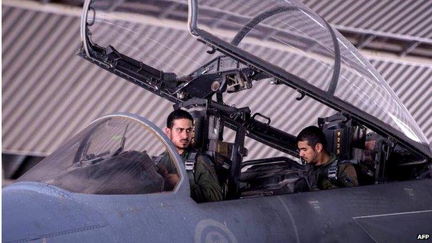 Saudi fighter pilots (23/09/14)