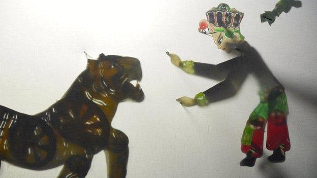 Picture of Chinese shadow puppets