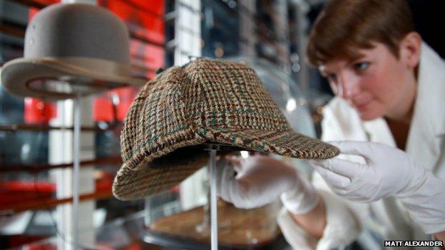 Sherlock Holmes' deerstalker hat