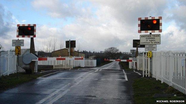 Ufton Nervet level crossing