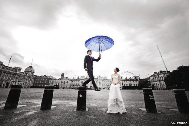 Couple in Horseguards' Parade