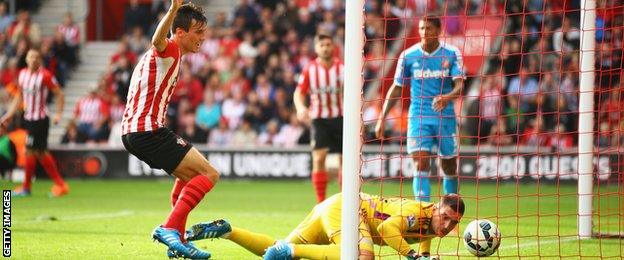 Vito Mannone may feel he could have kept Jack Cork's effort out as Southampton made it 3-0