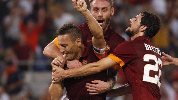 Roma celebrate