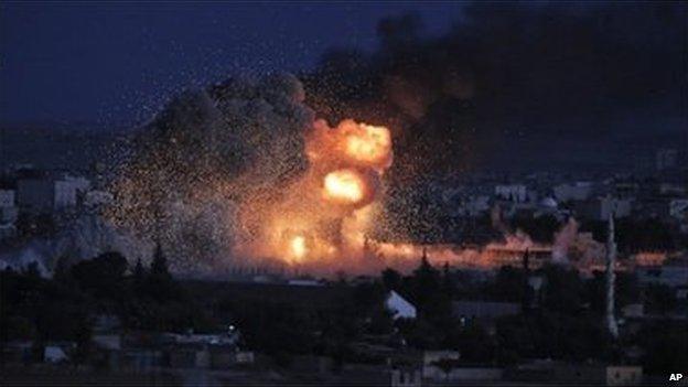 Explosion in Kobane on evening of 20 October