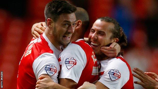 Charlton got back to winning ways by beating Bolton 2-1