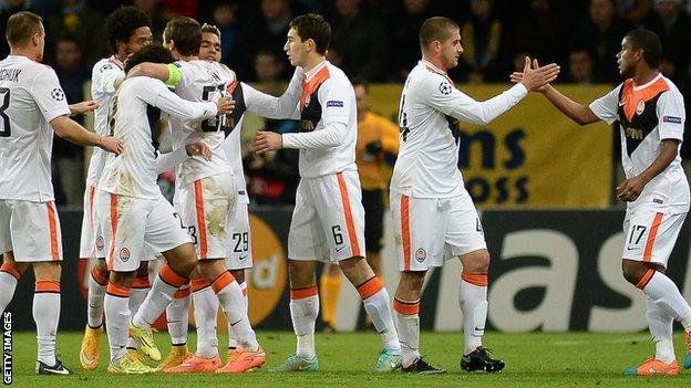 Shakhtar Donetsk celebrate