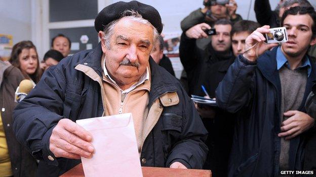 Jose Mujica casts his ballot during the parties internal elections for October's general elections, in Montevideo on 28 June, 2009