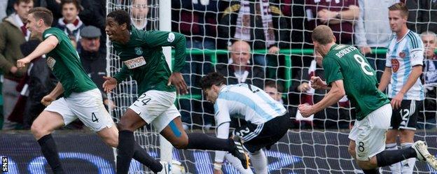 Hibernian players celebrating