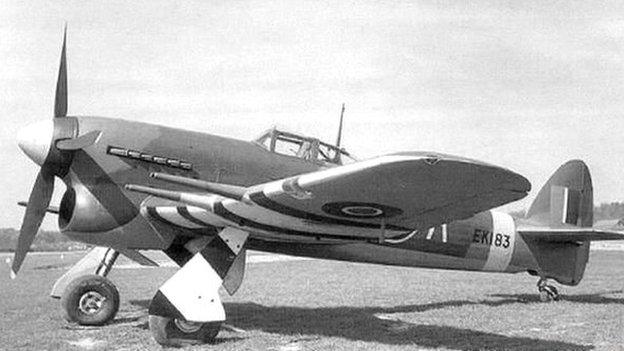 Hawker Typhoon Mark 1a/1b