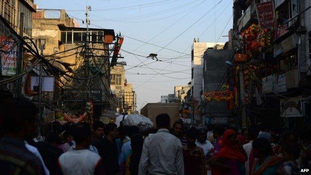 the old quarters of New Delhi on October 16, 2014