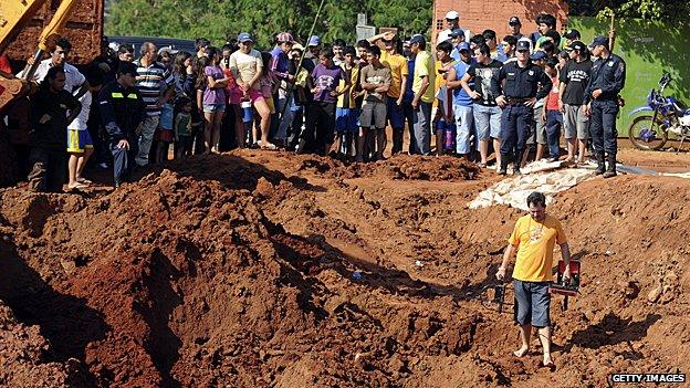 This man is hunting for the legendary gold hoard of Francisco Solano Lopez, a Paraguyan military hero