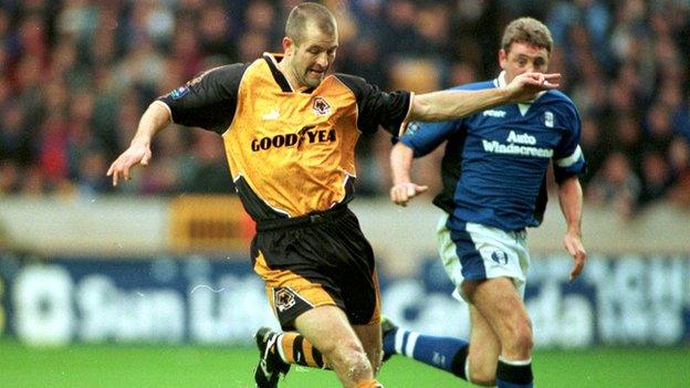 Wolves striker Steve Bull and Blues defender Steve Bruce, Molineux November 1996