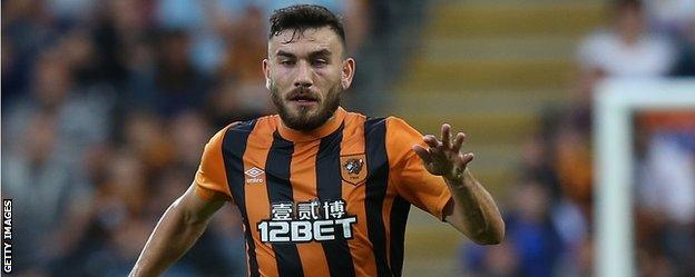 Hull City midfielder Robert Snodgrass