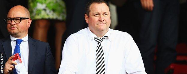 Newcastle United owner Mike Ashley (right)