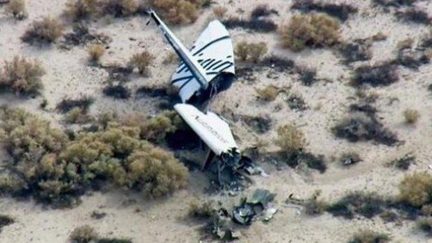 Wreckage of SpaceShipTwo in Southern California's Mojave Desert, 31 October 2014