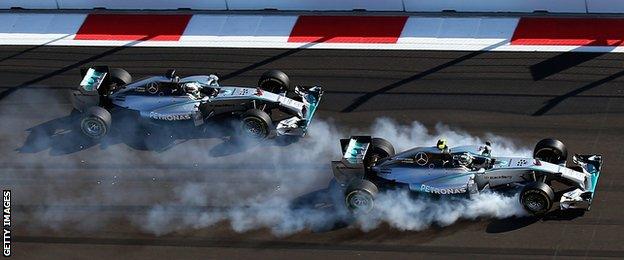 Nico Rosberg and Lewis Hamilton are fighting for the title