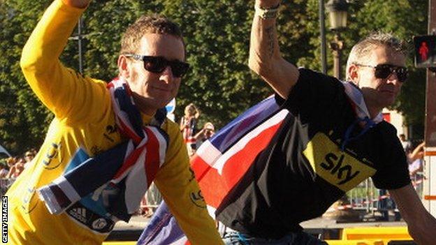 Bradley Wiggins and Sean Yates
