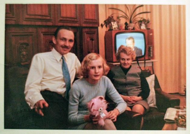 Daniela Walther with her parents after the move to West Germany in 1969