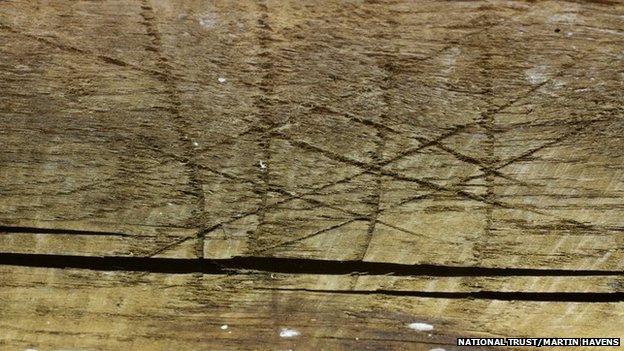 Witchmarks or apotropaic marks at Knole