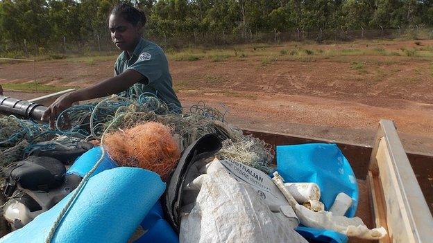Marine debris cleanup