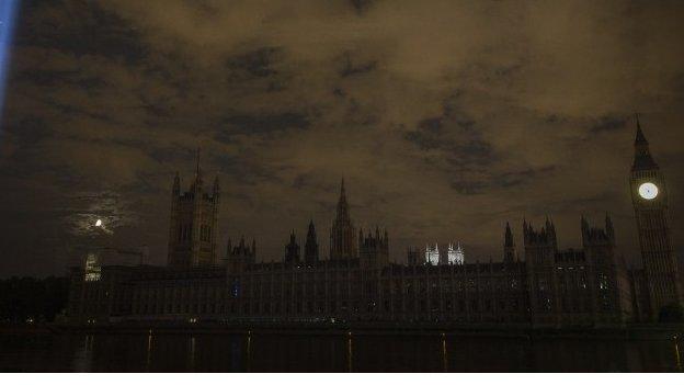 Houses of Parliament during lights out for WW1 commemoration