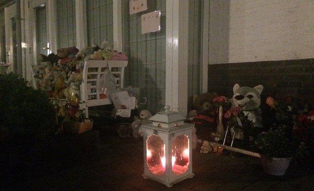 Candle outside home in Rosmalen