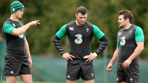 Jonathan Sexton, Robbie Henshaw and Jared Payne