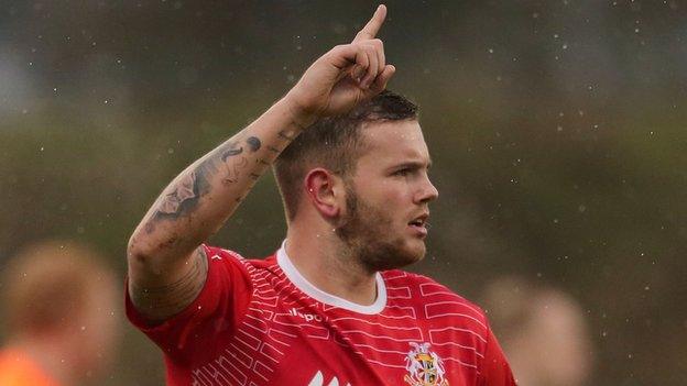 Darren Murray put Portadown ahead against Institute