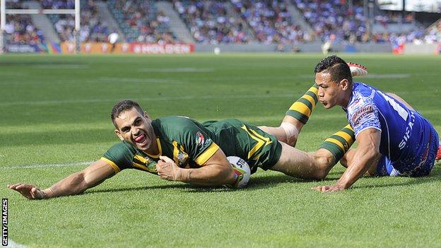 Greg Inglis scores a try