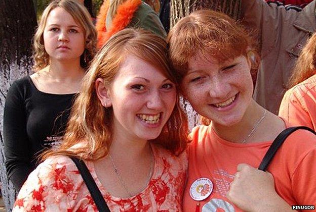 Women at a festival for red-haired people in Udmurtia