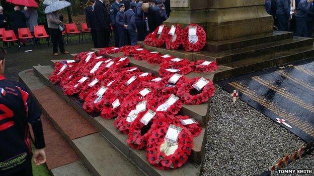 Tredegar marks Armistice Day 2014