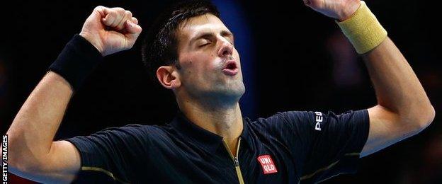 Novak Djokovic takes on Stan Wawrinka