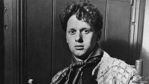 Welsh poet Dylan Thomas (1914 - 1953)