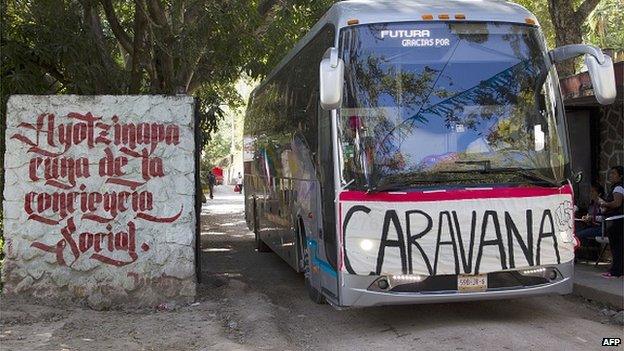 One of the buses embarks on the tour from Ayotzinapa