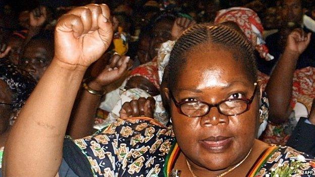 Joice Mujuru (2 December 2004)