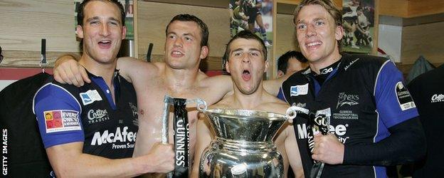 Mark Cueto (second left) celebrates winning the Premiership in 2006 with team-mates Chris Mayor, Richard Wigglesworth and Magnus Lund