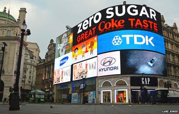 Piccadilly Circus