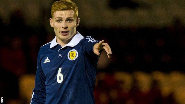 Wigan and former Fulham midfielder Fraser Fyvie